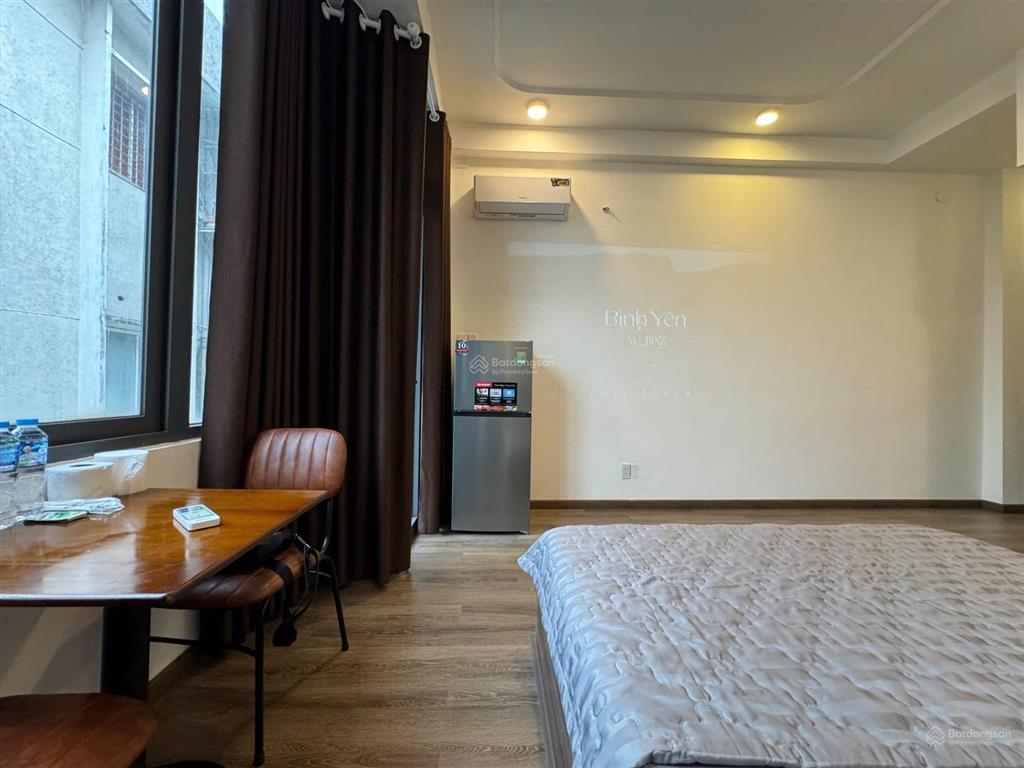 Em trống studio ban công đi full nt  trung tâm quận 7, gần rmit tdtu, lotte mart, crescent mall