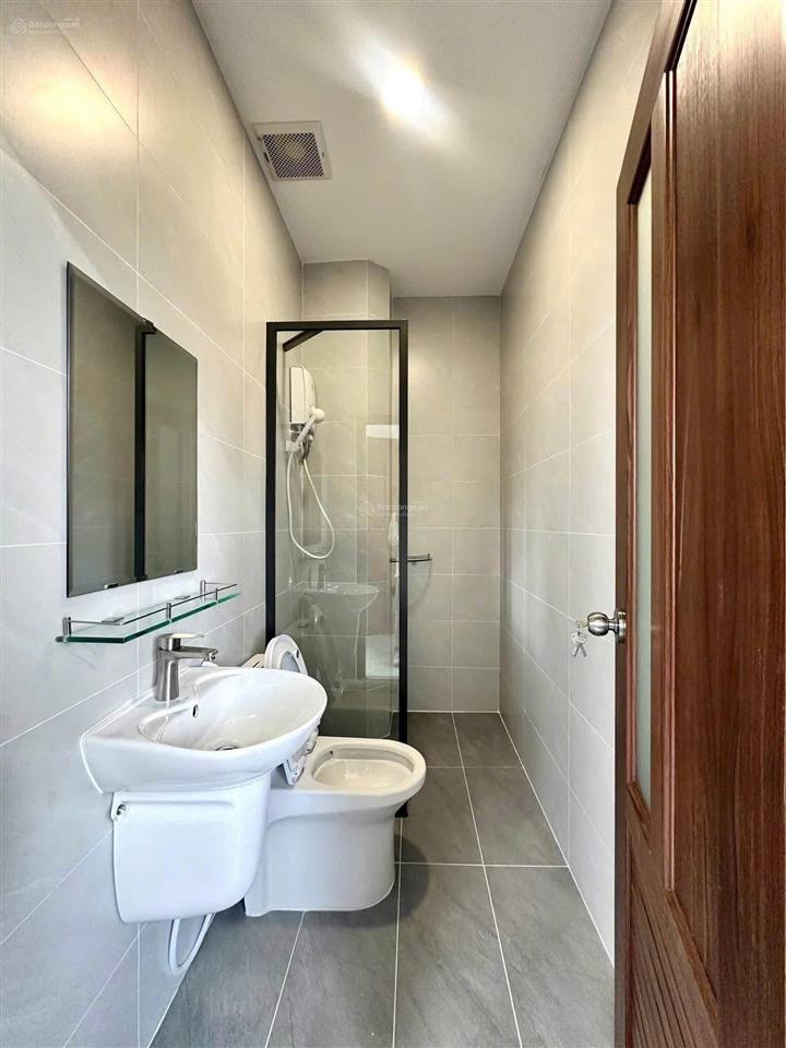 Trống 1pn ban công full nt  trung tâm quận 7, gần rmit, tdtu, ufm, lotte mart, crescent mall, vivo