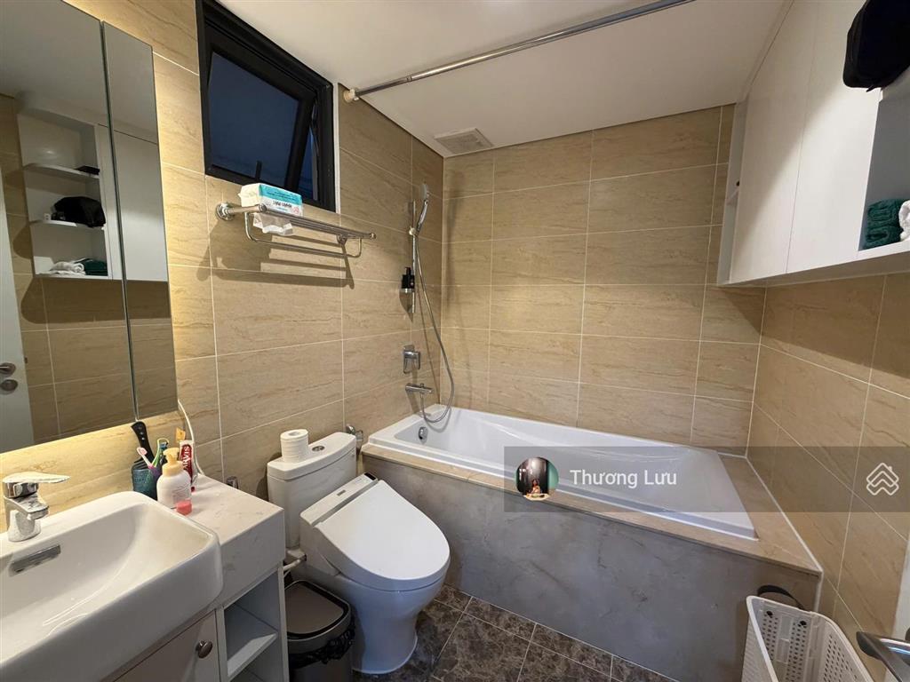 Bán căn hộ 3pn vinhomes d'capitale, view hồ cực thoáng, giá 12.x tỷ