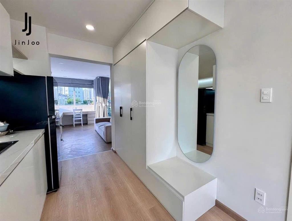 Siêu phẩm penthouse cực đẹp, full nội thất, chỉ xách vali vào ở