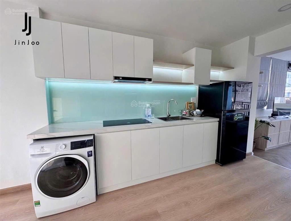 Siêu phẩm penthouse cực đẹp, full nội thất, chỉ xách vali vào ở