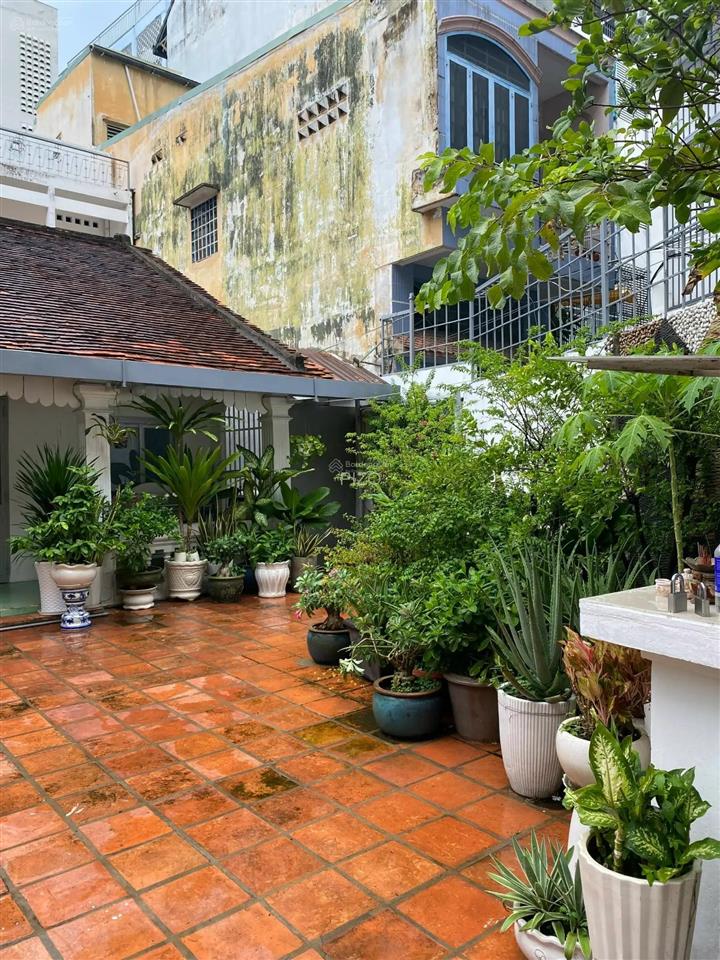 Bán đất trung tâm q1 đường bùi thị xuân, 260m2, ngang 10m, gần tôn thất tùng, giá 56 tỷ