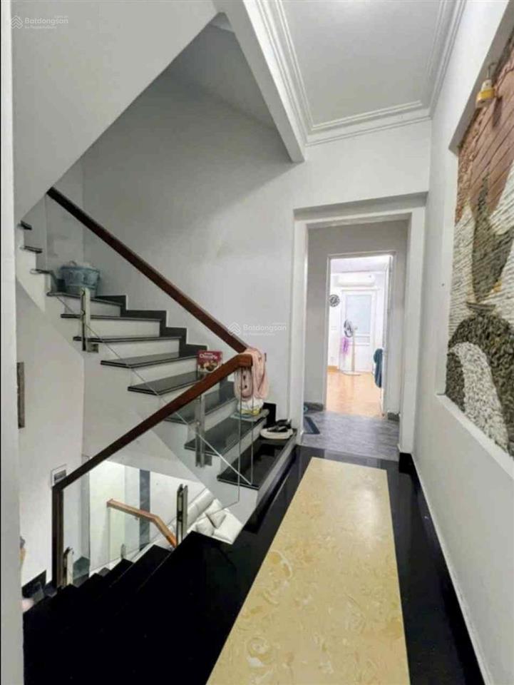 Bán nhà mặt phố kim ngưu 90m 7.5 tầng mt 5.5m thang máy 32 tỷ