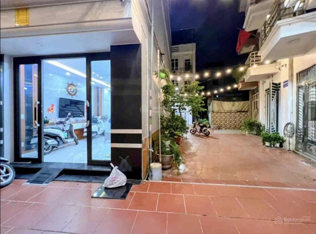 Bán nhà minh khai 38m 5 tầng thang máy 9.4tỷ  nhà đẹp  ở ngay