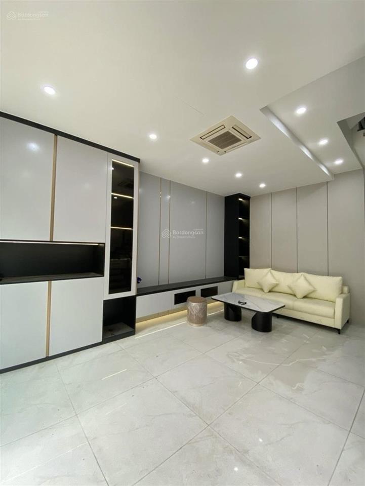 Bán nhà tựu liệt 45m 4 tầng mặt tiền 6m lô góc ô tô tránh kinh doanh 8 tỷ  nhà đẹp ở luôn