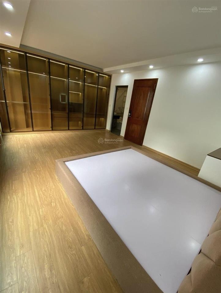 Bán nhà tựu liệt 45m 4 tầng mặt tiền 6m lô góc ô tô tránh kinh doanh 8 tỷ  nhà đẹp ở luôn