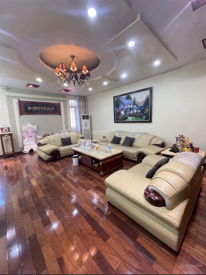 Bán nhà giáp bát 45m  4 tầng  mt 6m  lô góc  ô tô tránh  kd  8 tỷ  nhà đẹp ở luôn