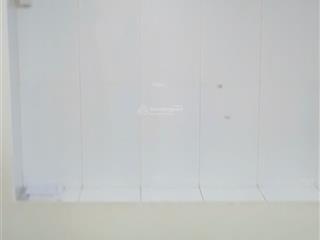 Bùi đình túy 3 wc 3 pn 12tr/tháng 3m5 x 10m máy lạnh full nhà mới lắm ở liền trống sẵn hẻm ô tô