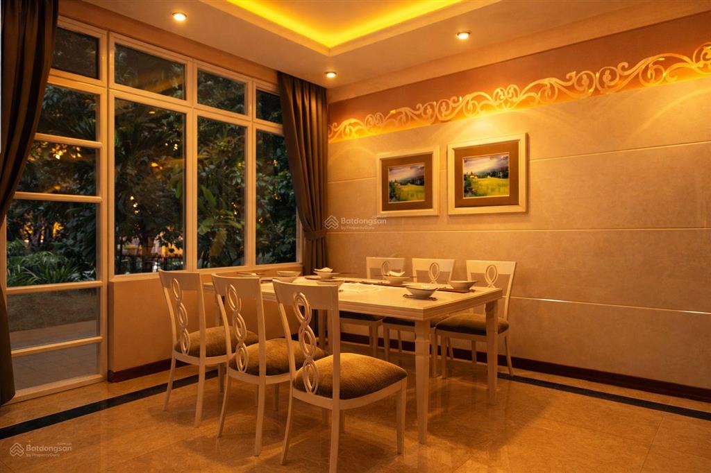 Biệt thự lô góc kđt nghĩa đô 326m kề starlake trục chính đang cho thuê