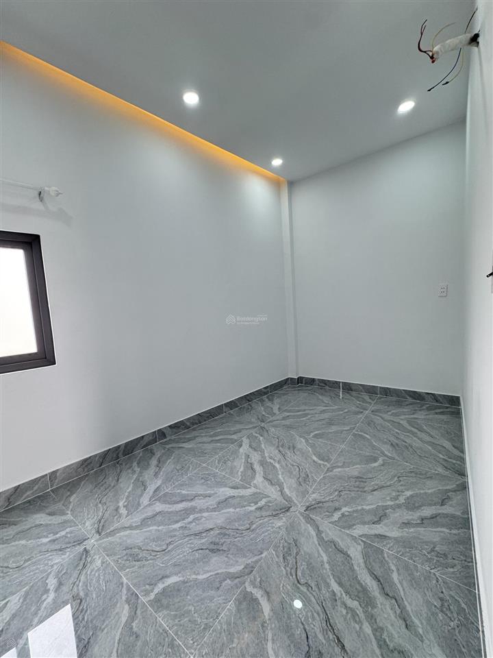 Bán nhà riêng tại bùi văn ngữ, 3,75 tỷ, 38m2, 2pn, 2wc, hàng hot