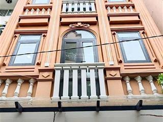 Bán nhà duy tân 90m² 5 tầng  18.5 tỷ
