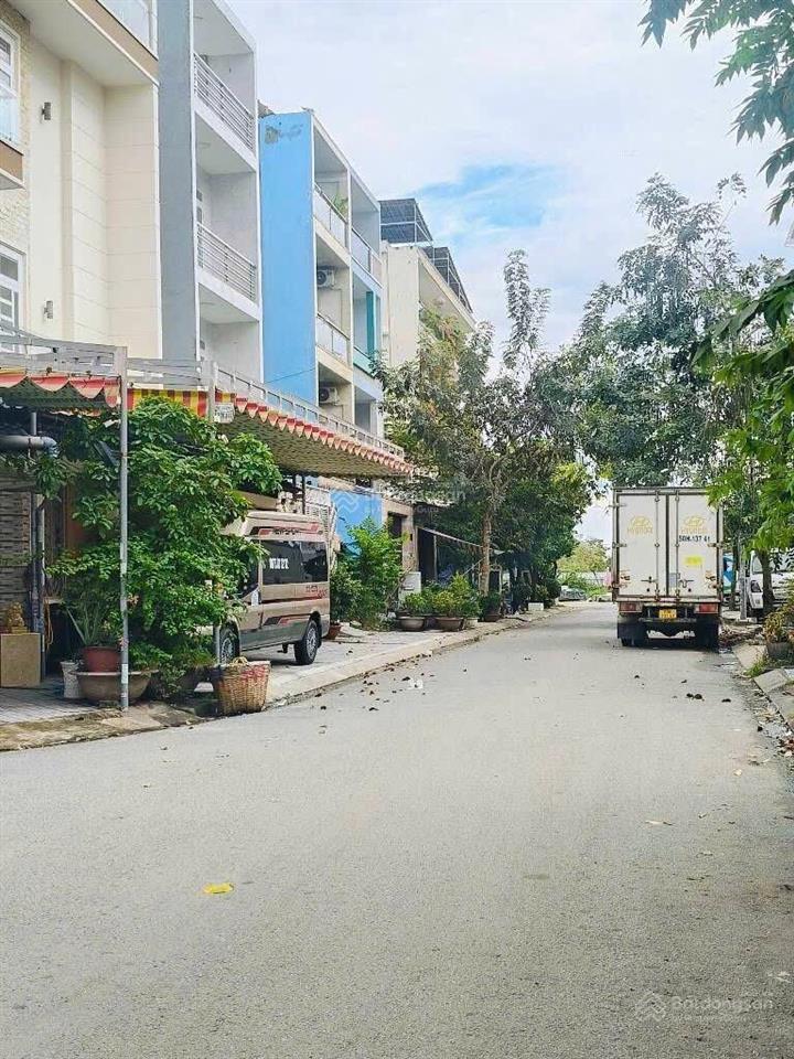 Bán nhà mặt phố tại kdc chợ bình điền, 11 tỷ, 160m2, 4pn, 4wc dt 9x17m