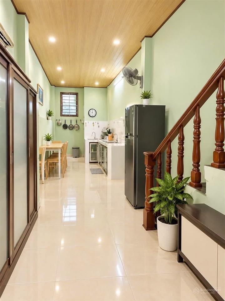 Bán gấp nhà gần bến xe củ chi, 60m2 cho thuê 12tr/tháng, giá bán 850 triệu