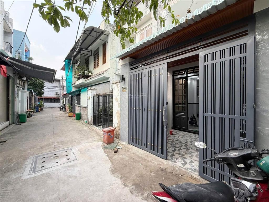 Kẹt tiền bán nhà gần bệnh viện xuyên á, 4mx16m, giá 750 triệu