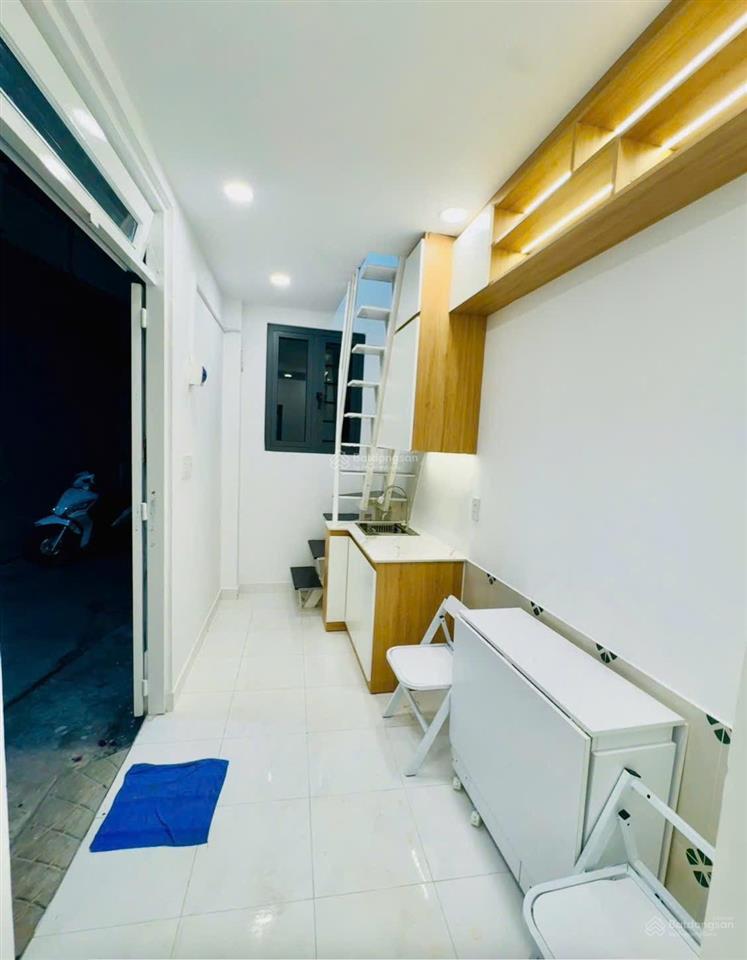 Chỉ 2.3 tỷ có hộ khẩu quận phú nhuận tp. hcm  hẻm xe tải đỗ cửa  không quy hoạch không lộ giới