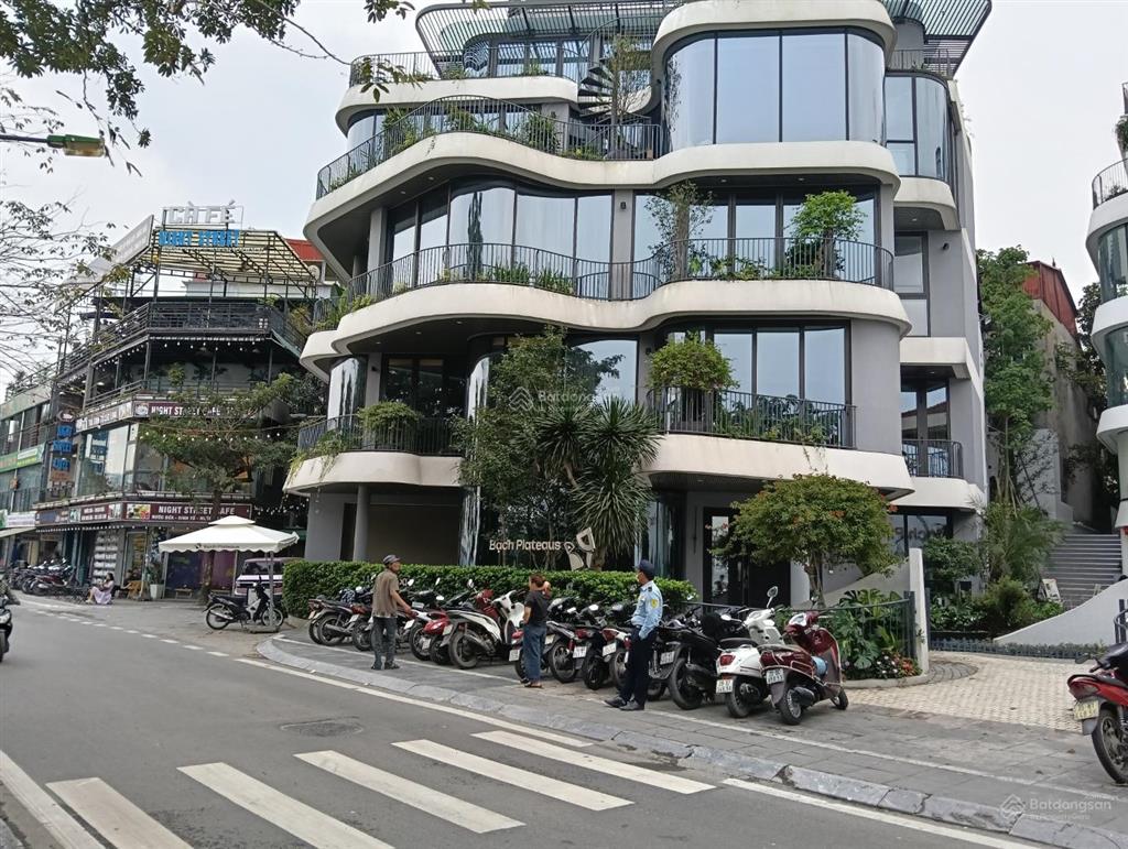 Hiếm vị trí vàng 10m mặt tiền 220m2 6 tầng phố nguyễn đình thi ôtô tránh kinh doanh 90 tỷ