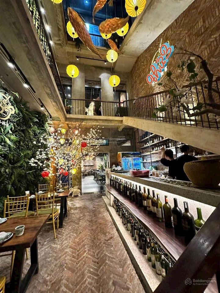 Siêu hiếm!! 145m2  12m mặt tiền  nhà hàng 5 sao mặt phố vip đào tấn  ô tô tránh kinh doanh 74tỷ