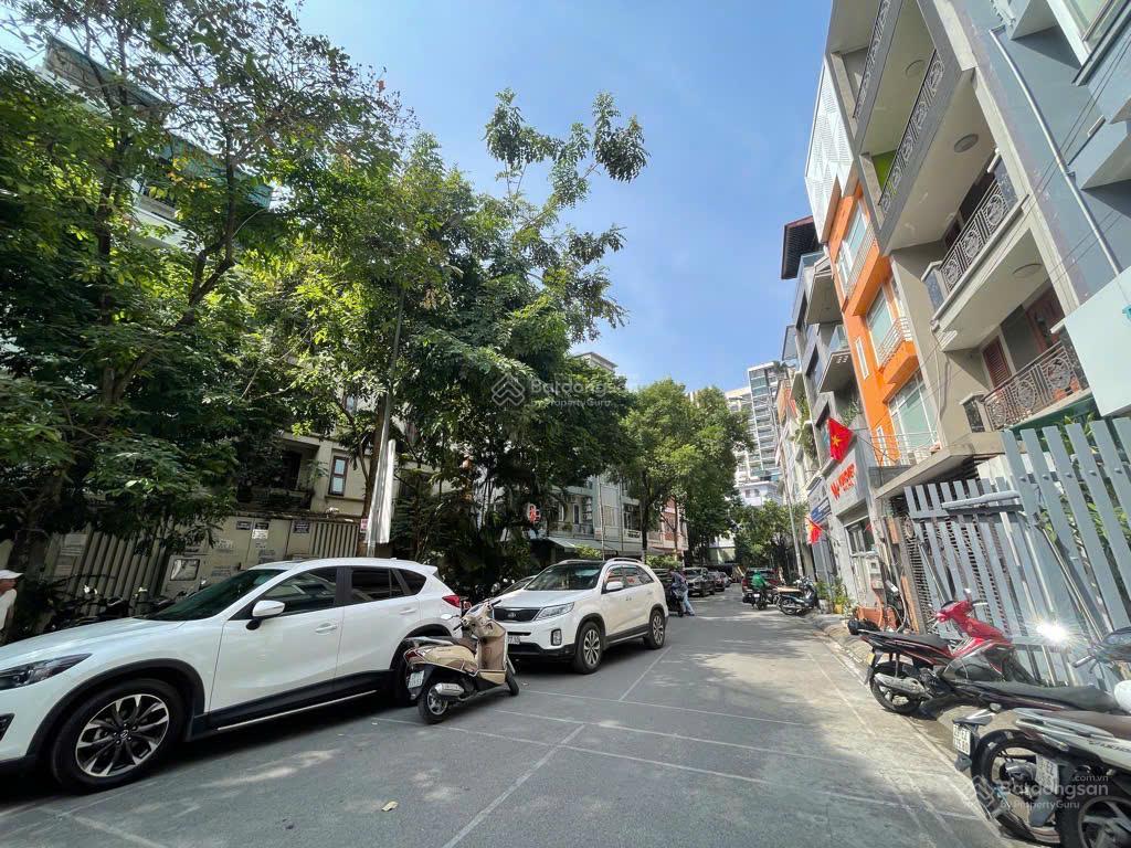 Hiếm!!! bán nhà phân lô phố kim mã 56m2  5 tầng 5.2m mặt tiền  2 mặt thoáng ô tô tránh  khu vip
