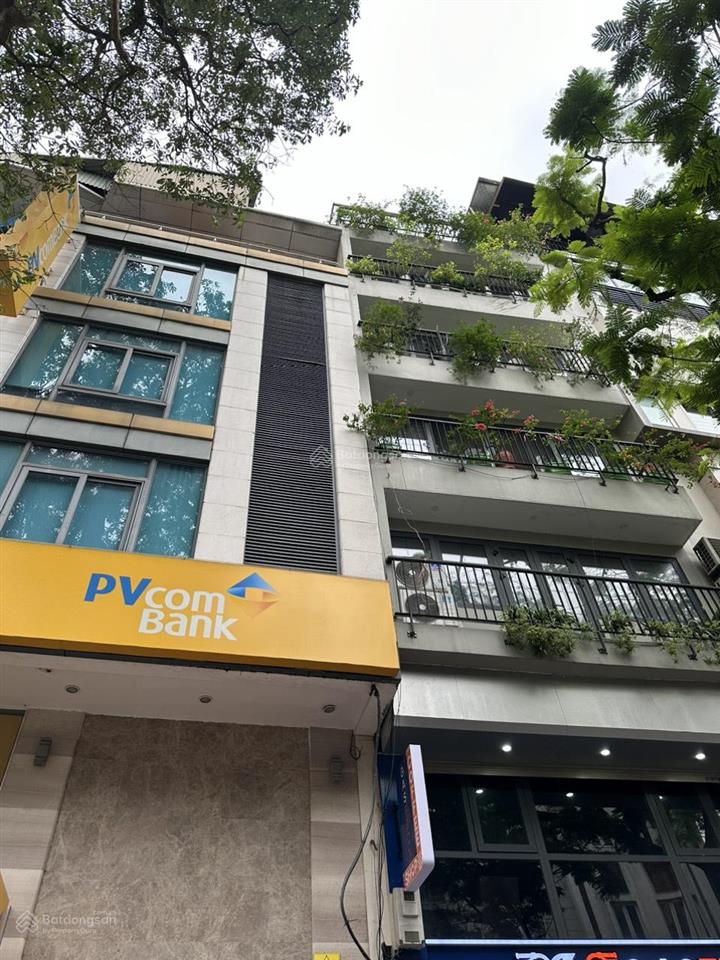 22 tỷ  mặt phố đê la thành đã quy hoạch  45m2  6.5m mặt tiền  8m vỉa hè đường  ô tô tránh 50m