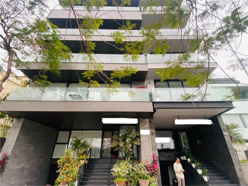 800tr/m2 tòa apartment phố quảng khánh  260m2  12m mặt tiền  dòng tiền khủng ô tô tránh view hồ