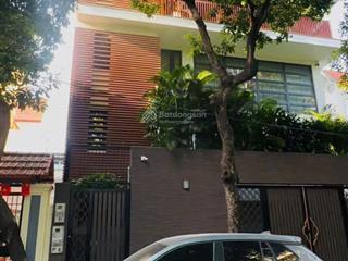 8om2  5m mặt tiền  bán nhà ngõ 84 ngọc khánh sát vinhomes gallery giảng võ  5 tầng ô tô  33 tỷ