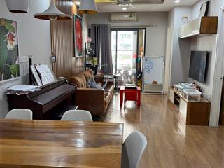 Bán căn 2 ngủ 2wc chung cư ct3 hud3 linh đàm đầy đủ nội thất hướng đông nam giá 5,55 tỷ