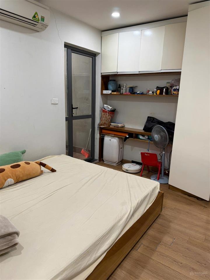 Bán căn 2 ngủ 2wc chung cư ct3 hud3 linh đàm đầy đủ nội thất hướng đông nam giá 5,55 tỷ