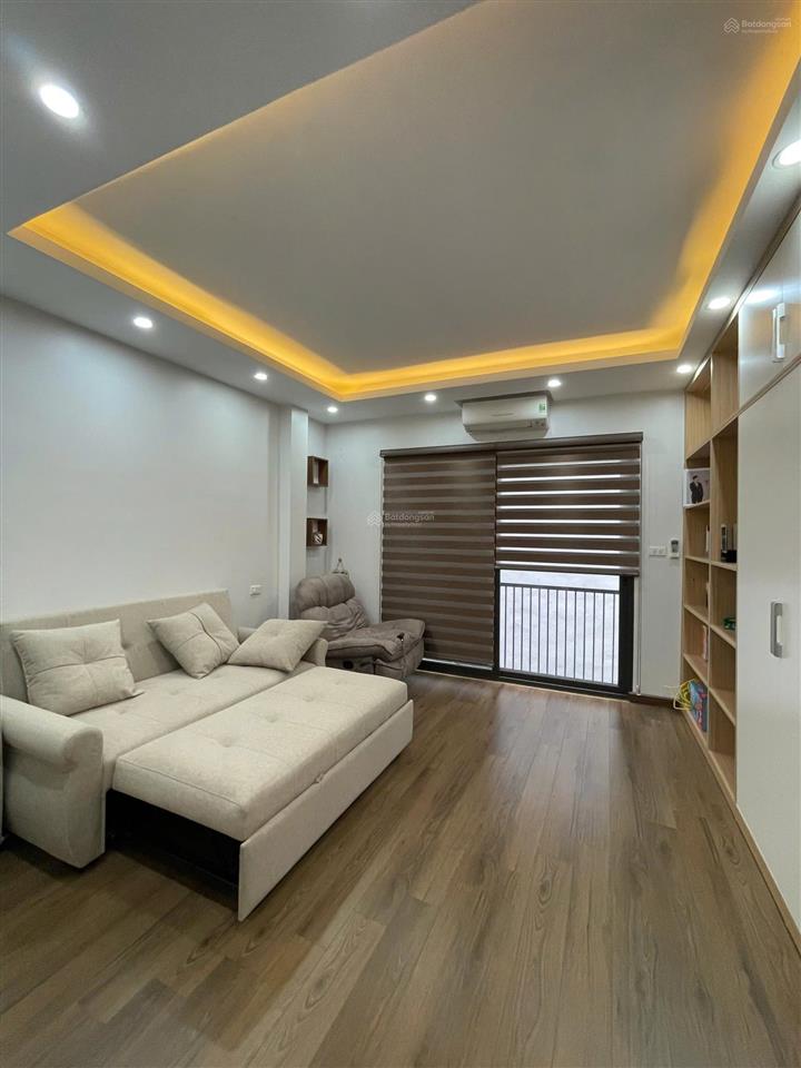 Cho thuê nhà riêng 40m2, 15 triệu ở hoàng ngân, p yên hòa, q.cầu giấy, giá tốt