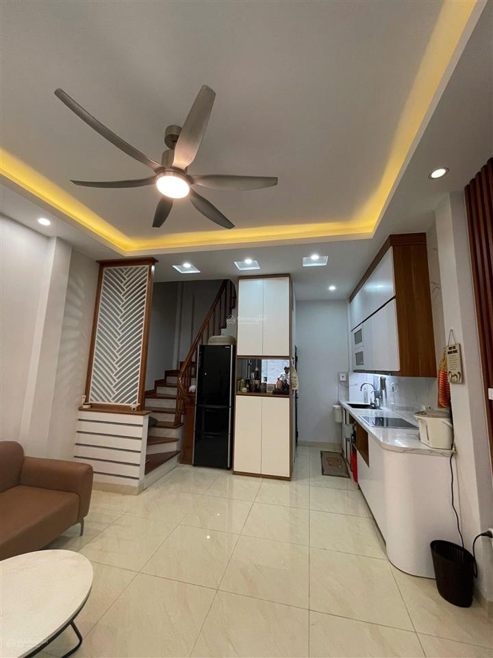Cho thuê nhà riêng 40m2, 15 triệu ở hoàng ngân, p yên hòa, q.cầu giấy, giá tốt