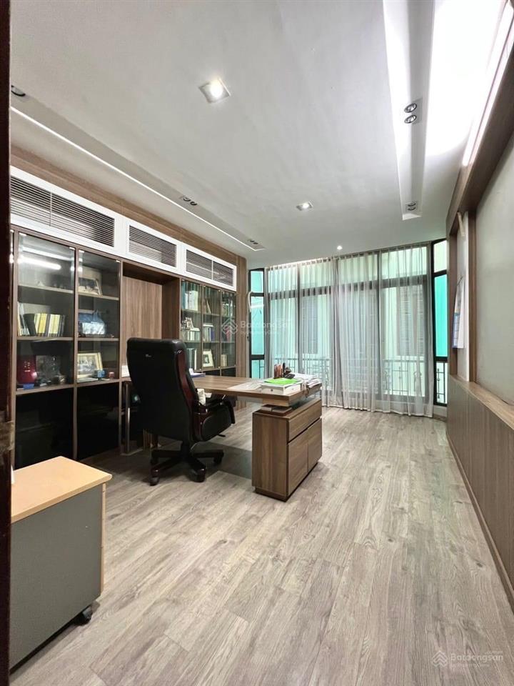 Cho thuê nhà riêng tại phố trung kính, 21 triệu vnd, 60 m2, 4pn, 3wc, ô tô đỗ cửa