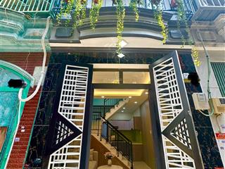 Chỉ 3,66 tỷ nhà 2 tầng full nội thất tân bình
cách mặt tiền huỳnh văn nghệ 80m, dọn vào ở ngay