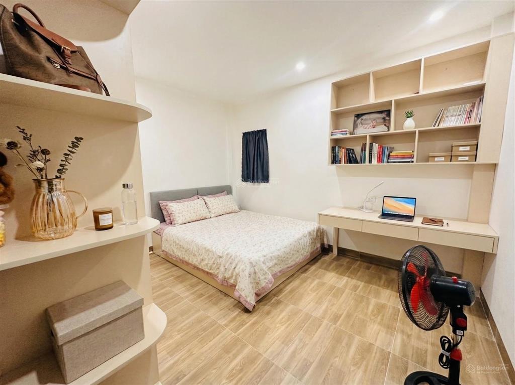 Chính chủ cần bán nhà phố chu huy mân, phúc đồng, 5 tầng, full nội thất, diện tích 52m²
