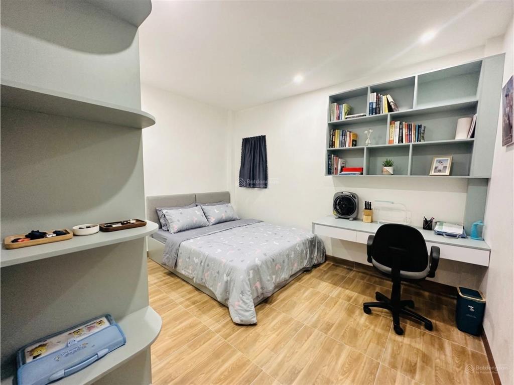 Chính chủ cần bán nhà phố chu huy mân, phúc đồng, 5 tầng, full nội thất, diện tích 52m²