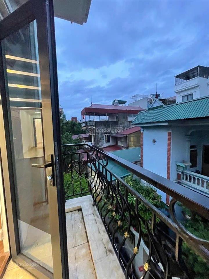 Chính chủ cần bán nhà thượng thanh 56m², 4 tầng , full nội thất, ô tô đỗ cửa
