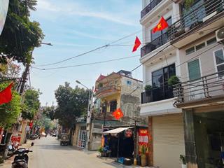 Nhà đẹp vũ xuân thiều , 5 tầng thang máy, full nội thất, ô tô tránh, vừa ở vừa kinh doanh