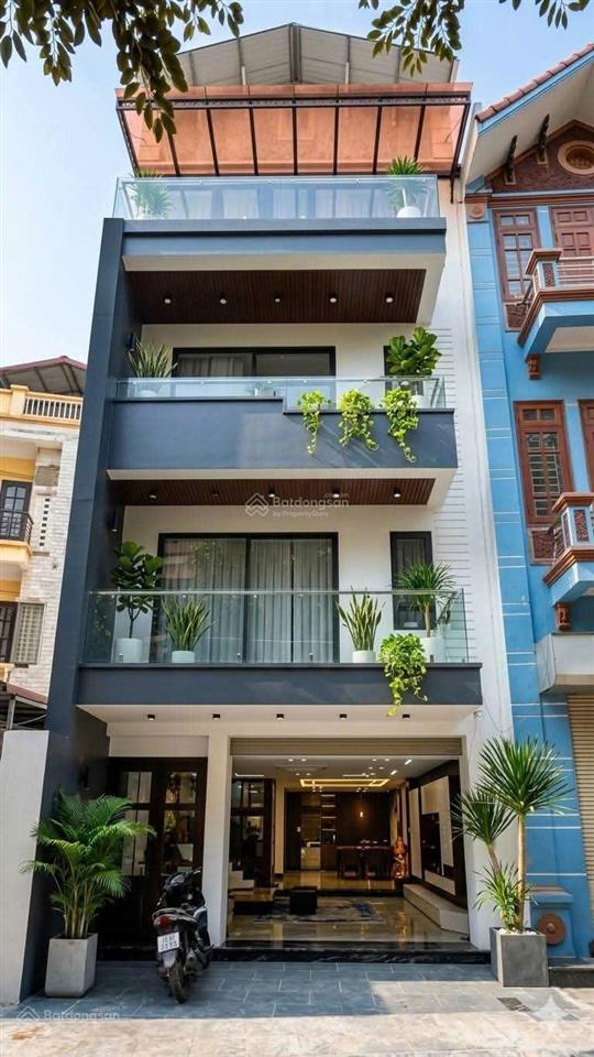 Chính chủ bán nhà thanh am long biên, vỉa hè kinh doanh, lô góc 3 thoáng, 5 tầng thang máy