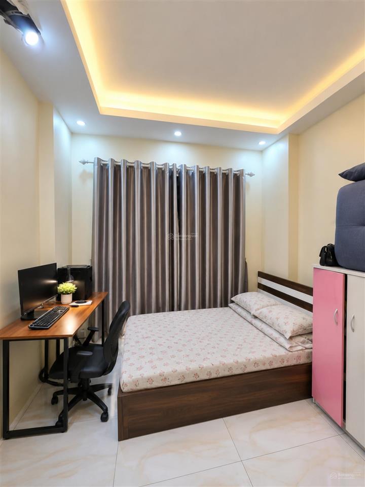 Hàng hiếm chợ diêm gỗ nhà 4 tầng dân xây 50m ra ngõ ô tô tránh và chợ, sổ nở hậu đón tài lộc