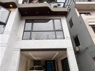 Trung tâm sài đồng lô góc kinh doanh 6 tầng thang máy ô tô vào nhà full nội thất cao cấp