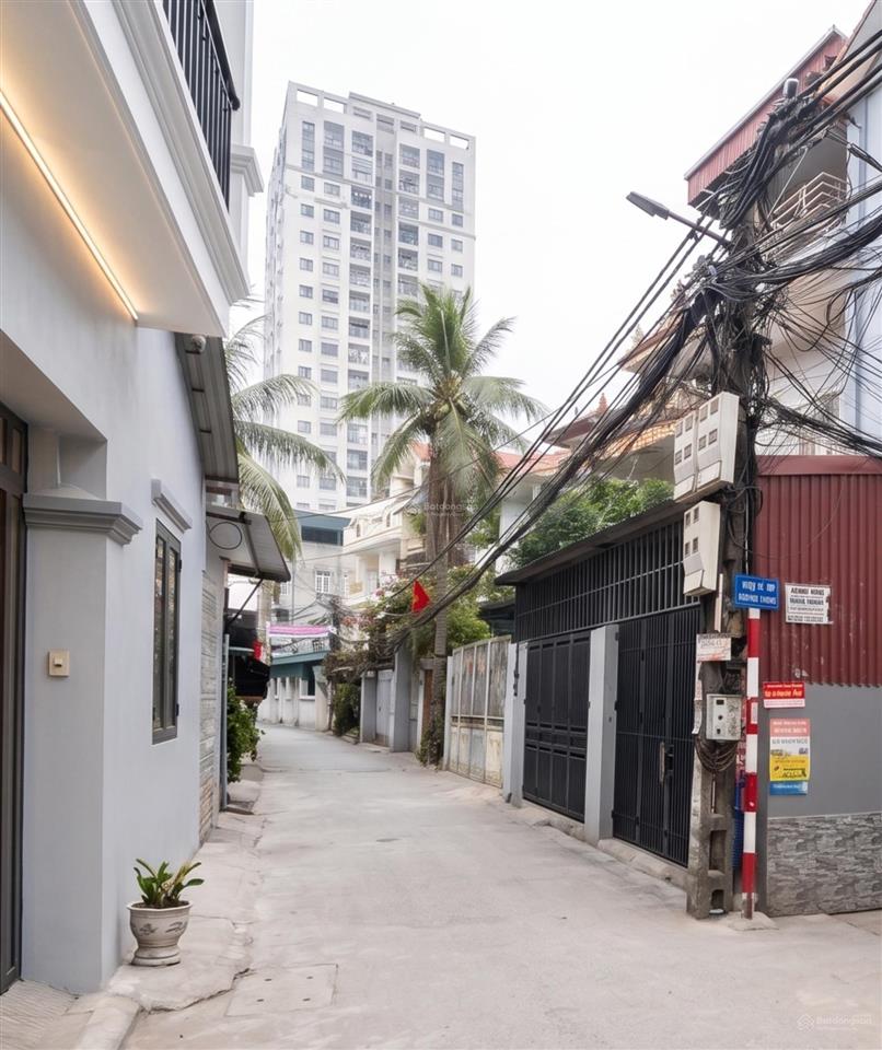 Nhà thượng thanh đáng mua nhất, 5 tầng hai thoáng, giá cực hợp lý , không quy hoạch