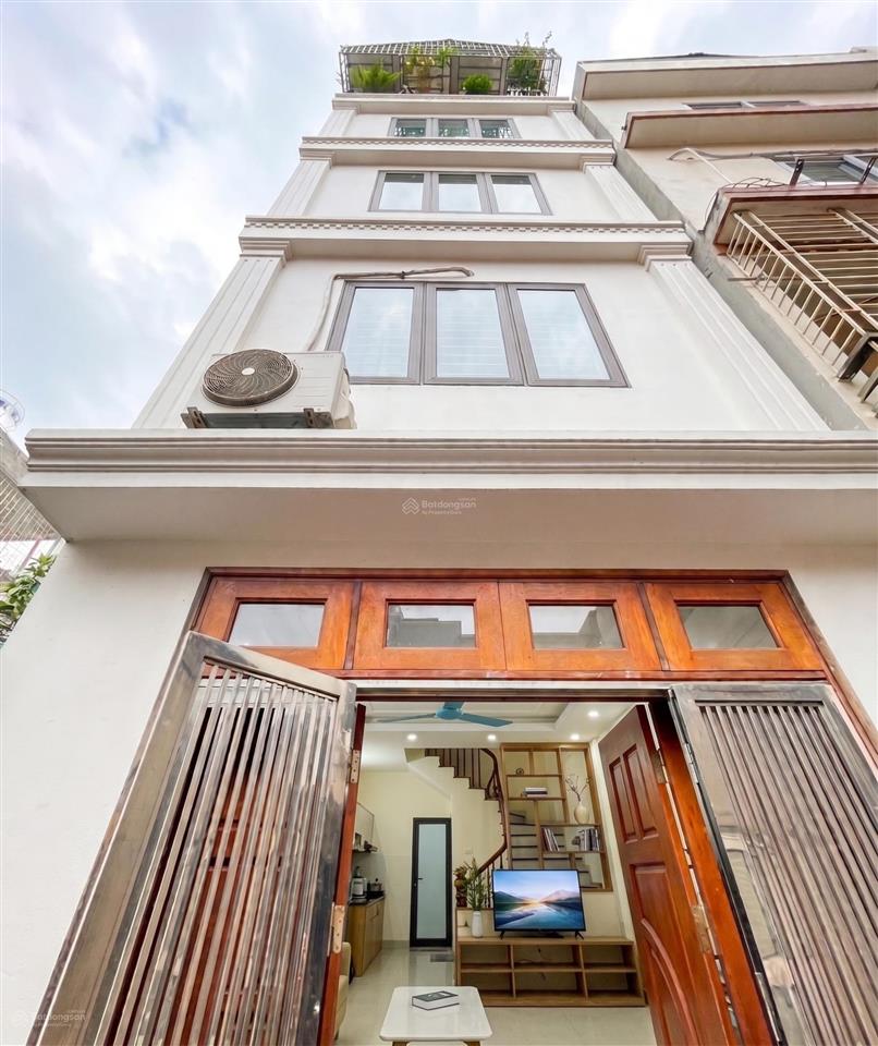 Nhà thượng thanh đáng mua nhất, 5 tầng hai thoáng, giá cực hợp lý , không quy hoạch