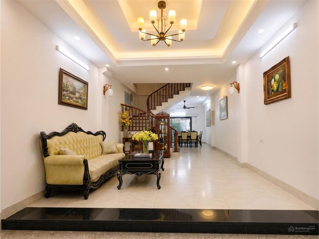 Hàng hiếm bồ đề, nhà đẹp gần hồ, ô tô vào nhà, 3 bước sang phố cổ, sân vườn cực chill