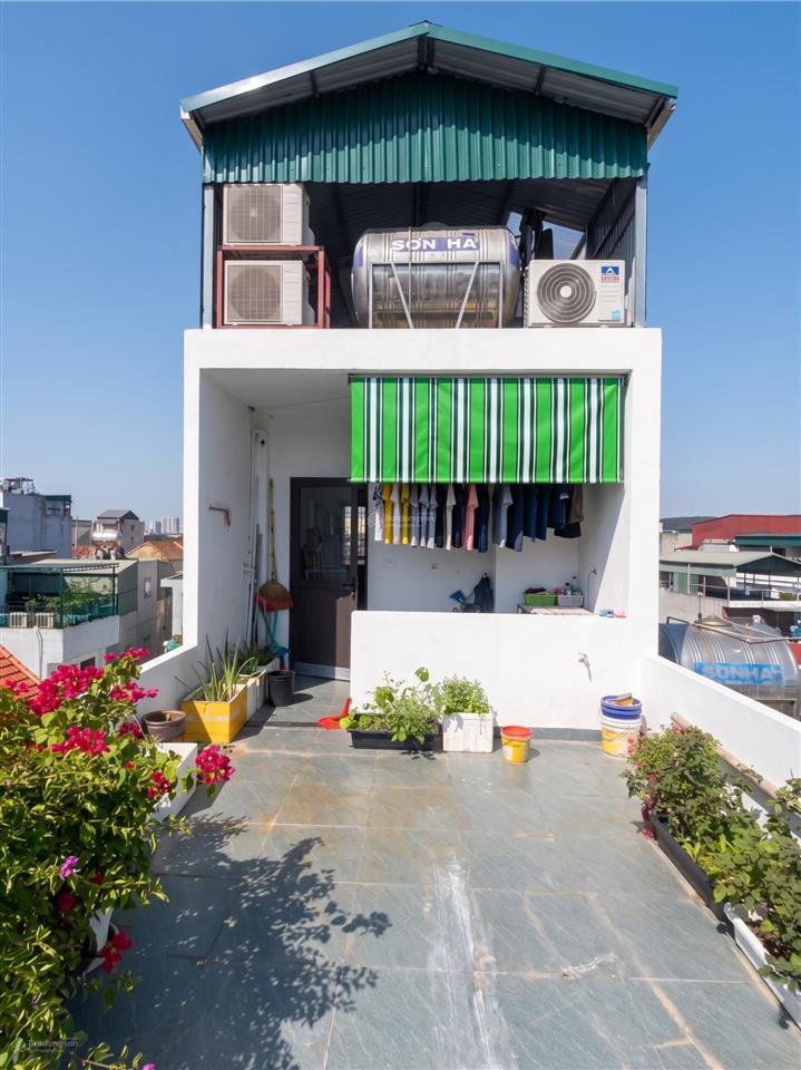 Nhà đẹp phúc đồng, 54m² 5 tầng dân xây, full nội thất xịn, ô tô ngủ trong nhà, gần aeon mall