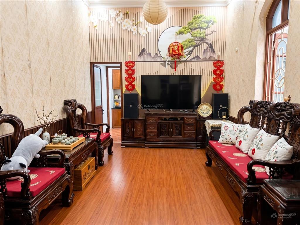 Trung tâm phúc đồng, bán đất tặng nhà, vài phút tới bigc và aeon mall long biên