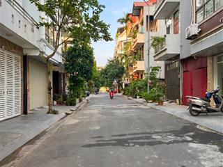 Tái định cư xóm lò thượng thanh, nhà 4 tầng đường ô tô tránh gần cầu trần hưng đạo, sát hồ điều hòa