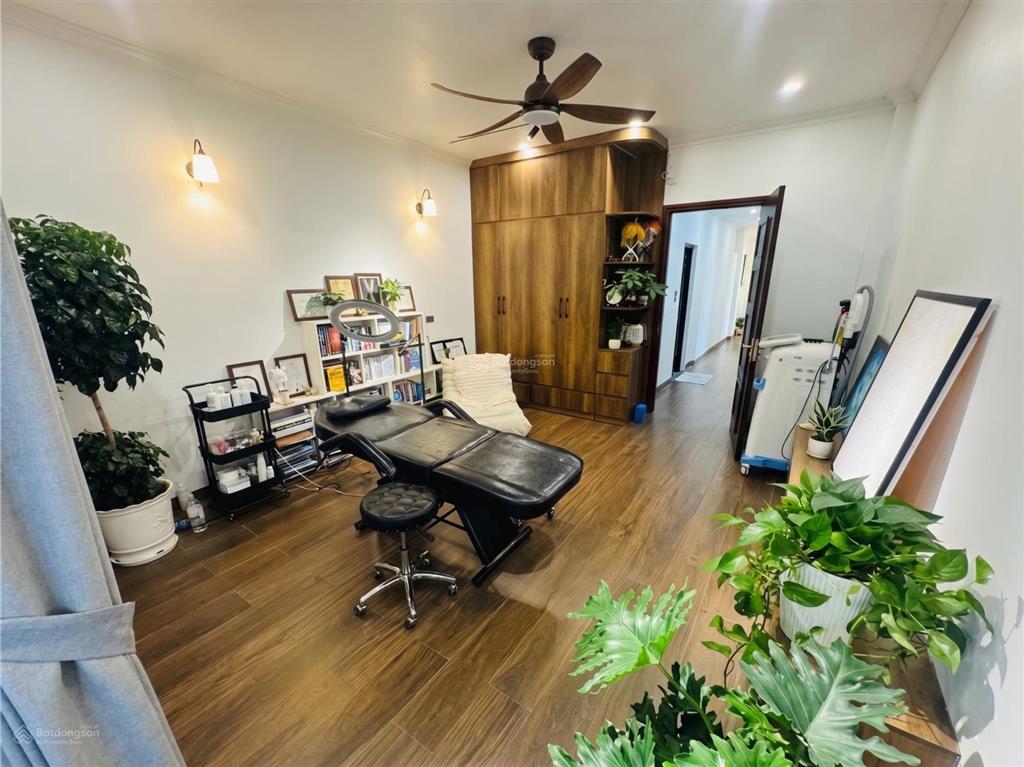Nhà đẹp bồ đề, kinh doanh, vỉa hè ô tô đỗ ngày đêm, full nội thất cao cấp, 3 phút sang phố cổ