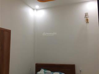 Nhà lô góc 2 mặt tiền  vỉa hè 4 mét 0 9 0 6 2 2 2 2 8 bảy hoặc 0 9 1 5 6 3 3 1 3 chín