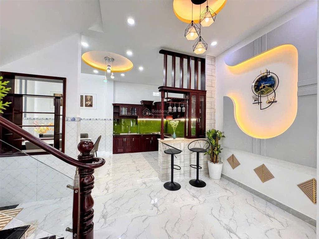 Biệt thự mini ngay bình long  6m x 16m  3 tầng btct  full nội thất