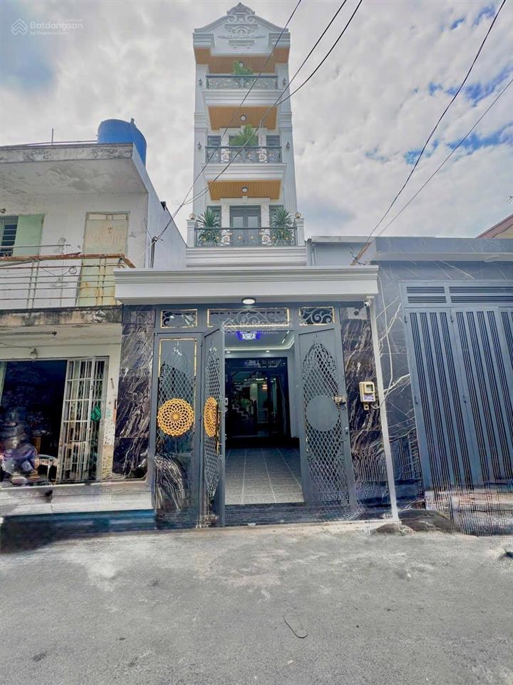 Hẻm oto 8m lê văn quới  4m x 18m  5 tầng btct  full nội thất