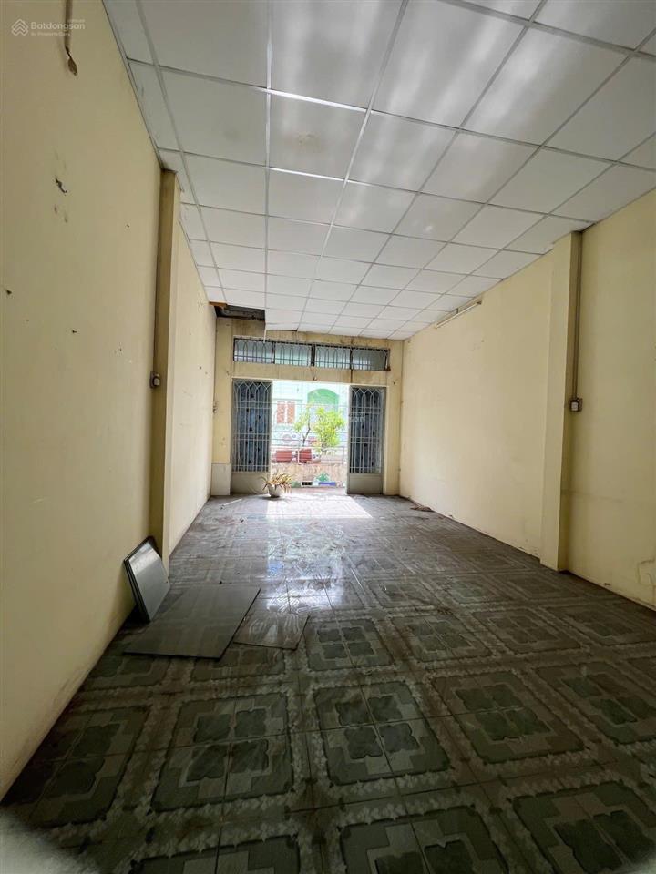 Hẻm oto 8m thông  4m x 17m  nhà 2 tầng đúc kiên cố  tiện sửa chửa xây mới