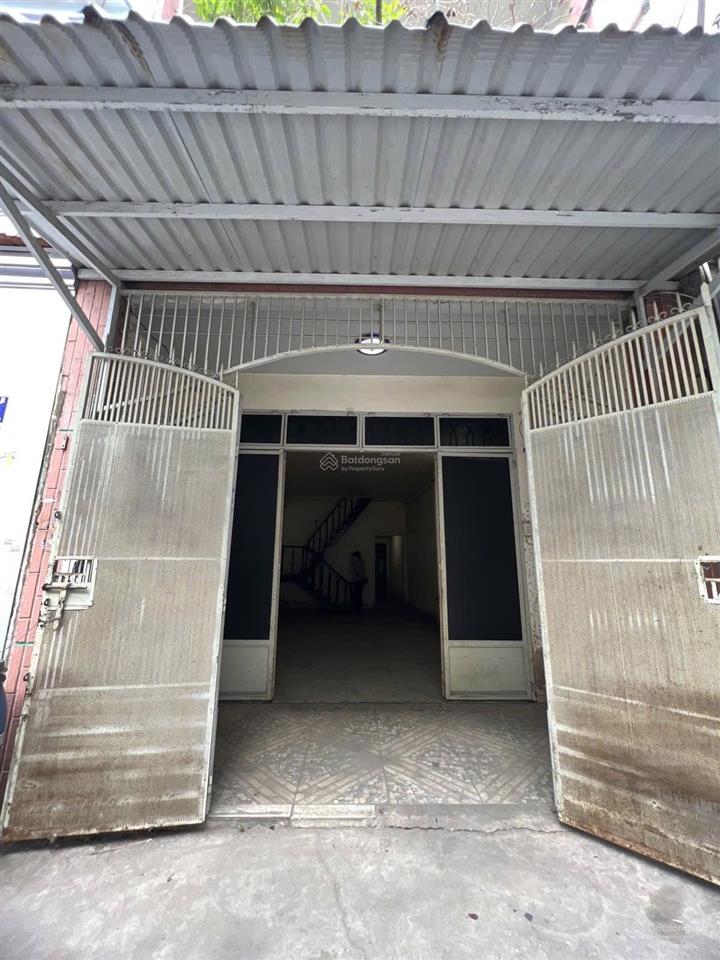 Hẻm oto 8m thông  4m x 17m  nhà 2 tầng đúc kiên cố  tiện sửa chửa xây mới